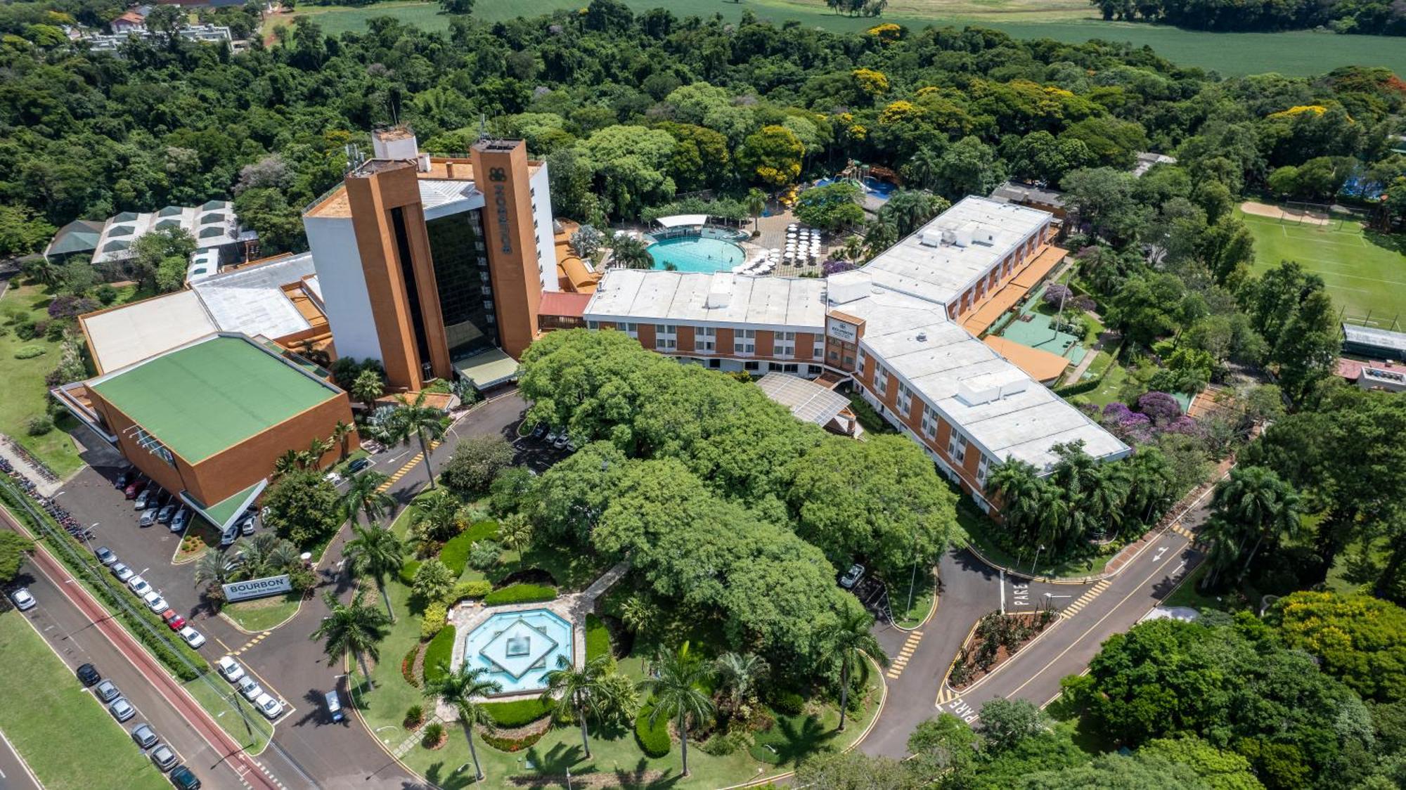 Bourbon Thermas Eco Resort Cataratas Do Iguacu Foz do Iguaçu Exterior foto Aerial view of the hotel