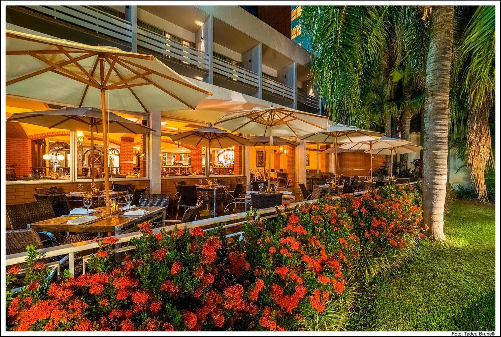 Bourbon Thermas Eco Resort Cataratas Do Iguacu Foz do Iguaçu Exterior foto The restaurant at the hotel